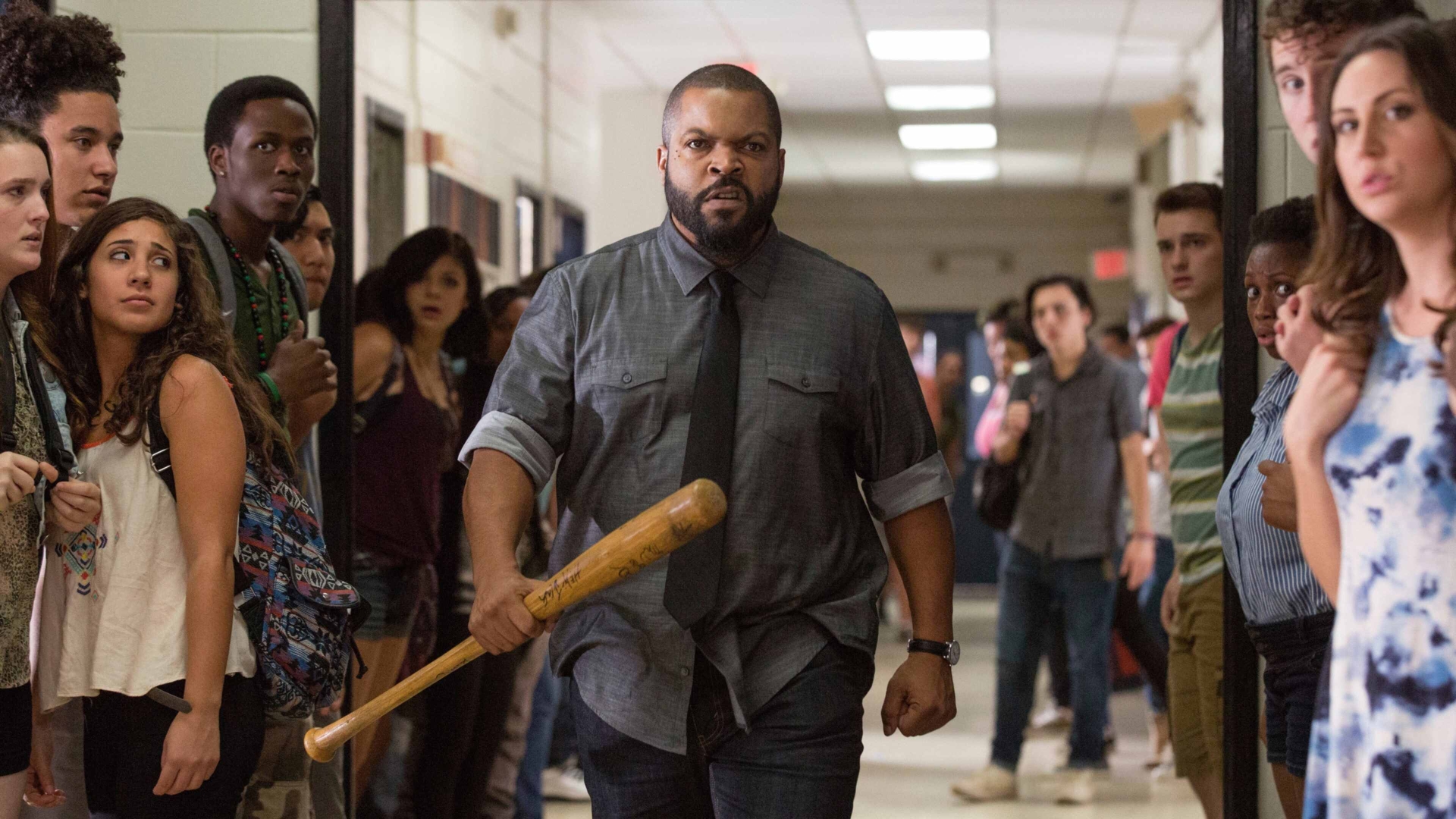 Битва преподов (Fist Fight)