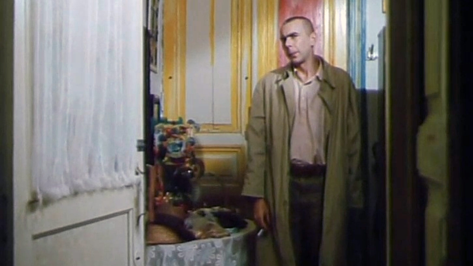 Лист в Америку (A Letter to America)