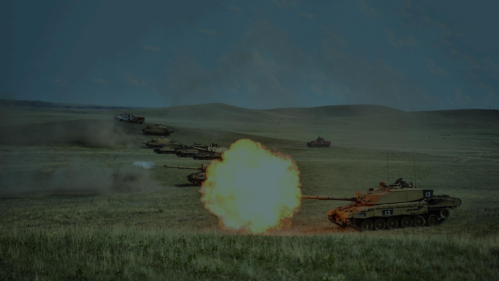 British Army Trains Ukrainian Tank Crews on Challenger 2